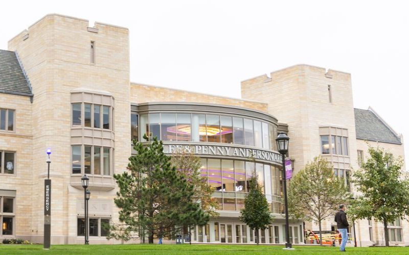 St. Thomas Womens BB gets the win