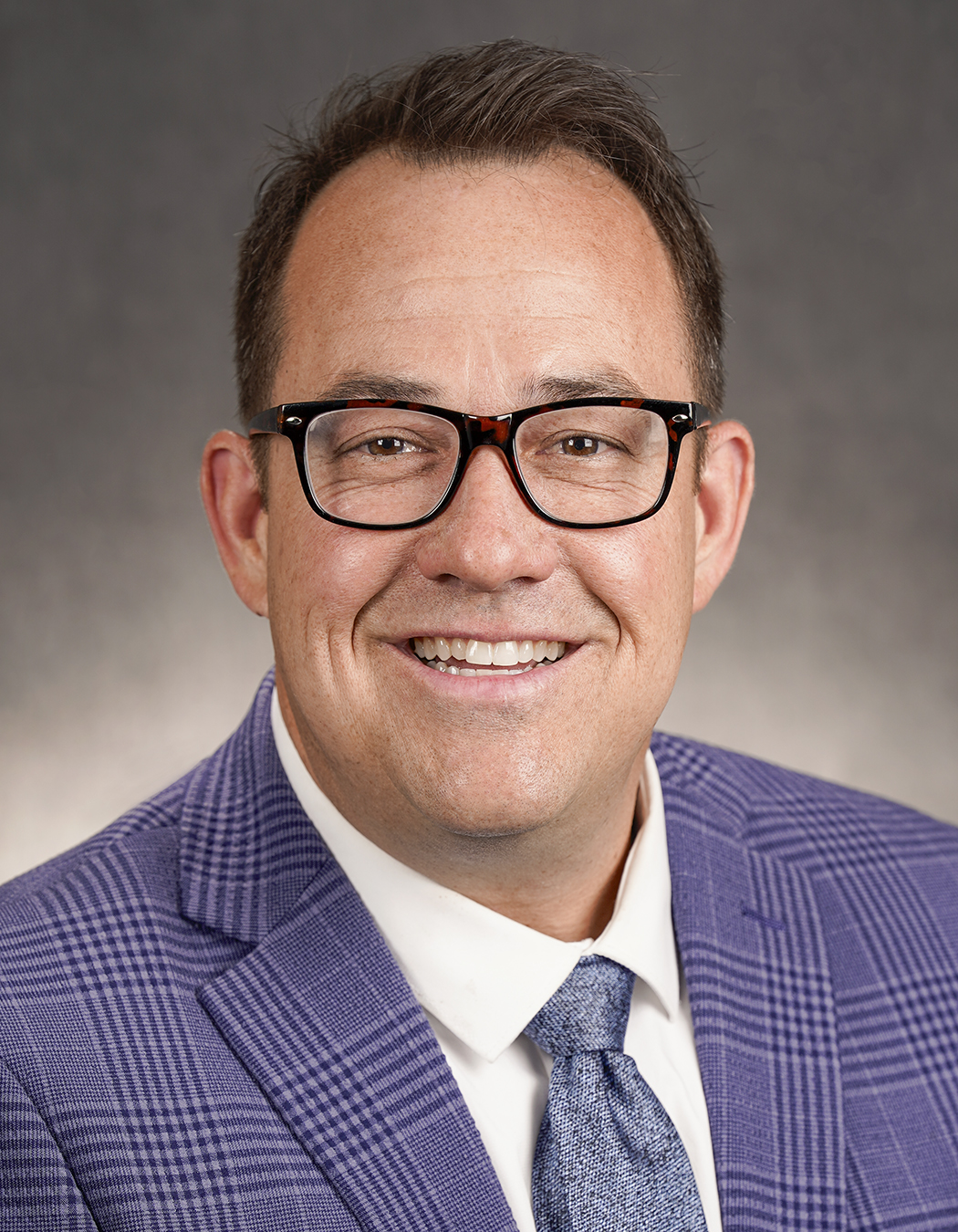 SWEDZINSKI PROPOSES ALLOWING TWO FISHING LINES IN MINNESOTA