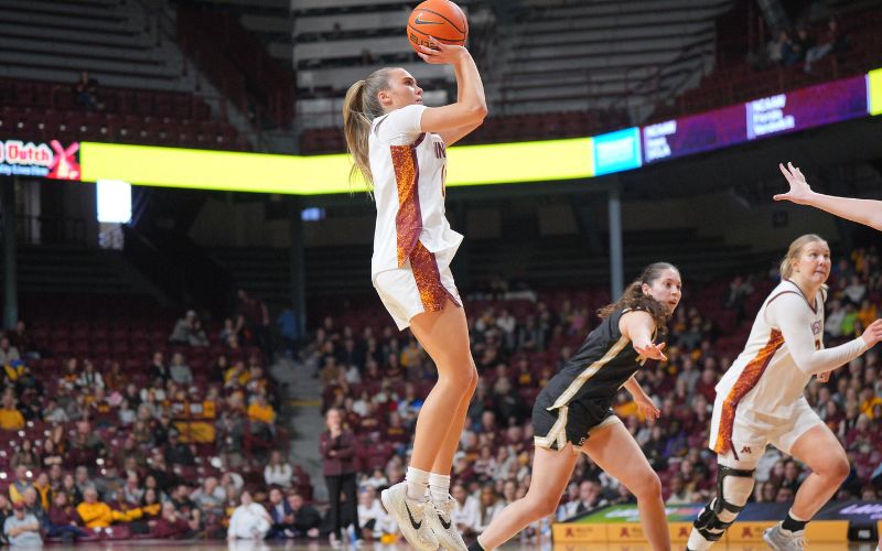 Gopher Womens Basketball blasts Purdue