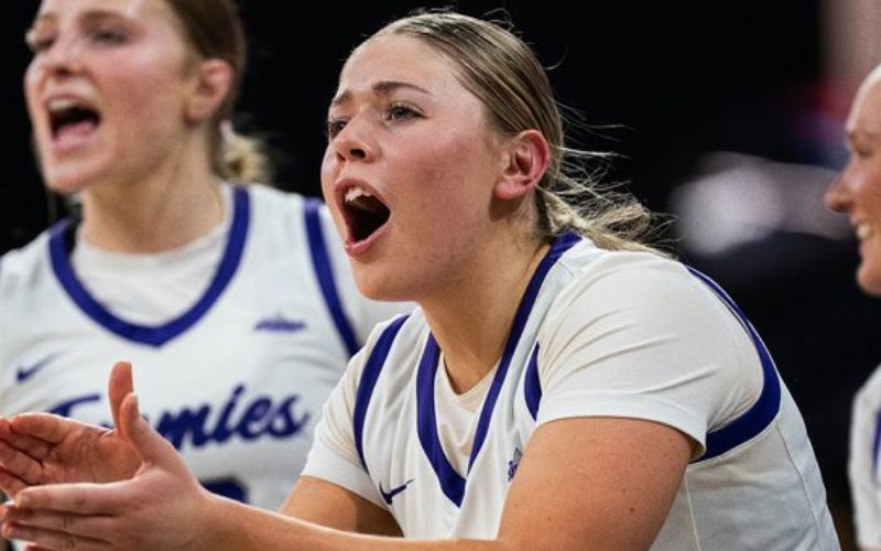 St. Thomas Womens BB falls in Fargo