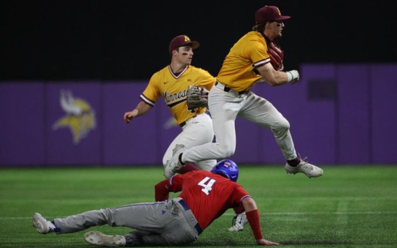 Gopher Baseball falls short vs Kansas